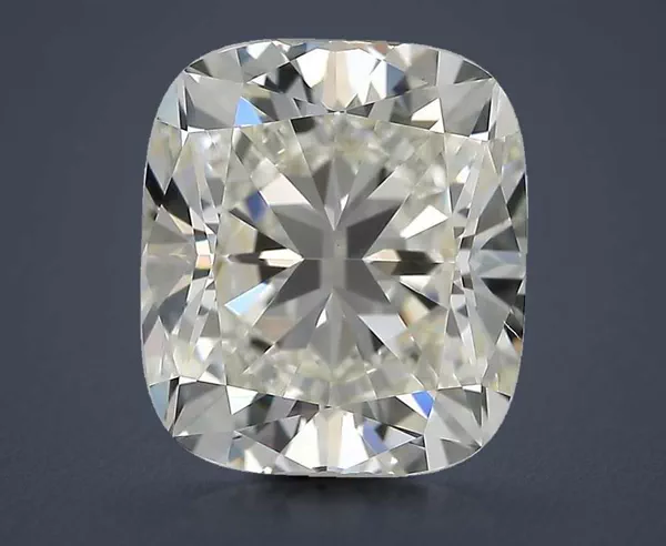 2.3 Carat · J · VVS2 Rare Carat Ideal Cut