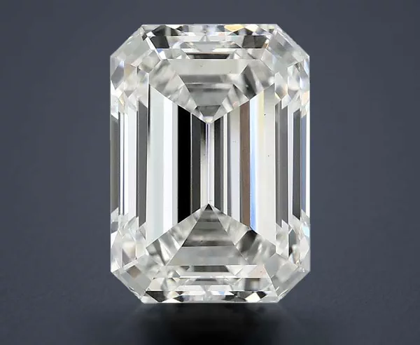 4.27 Carat · E · VS1 Rare Carat Ideal Cut