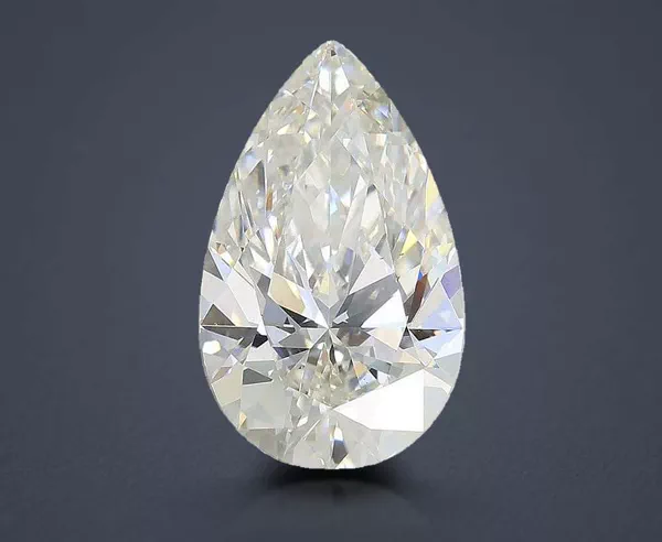 3.51 Carat · G · VS2 Rare Carat Ideal Cut