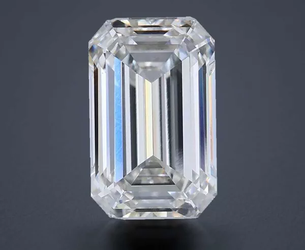 1.79 Carat · G · VS1 Rare Carat Ideal Cut