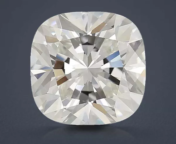 3.56 Carat · G · VVS2 Rare Carat Ideal Cut