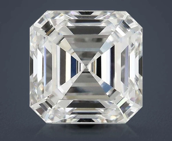 2.81 Carat · E · VVS2 Rare Carat Ideal Cut
