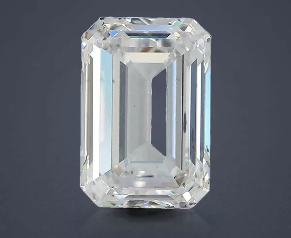 5.01 Carat · E · SI1 Rare Carat Ideal Cut