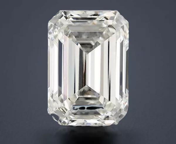 3.03 Carat · H · VS1 Rare Carat Ideal Cut