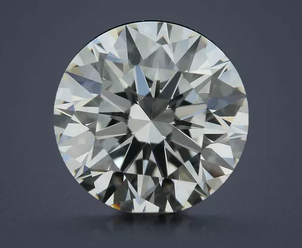 2.26 Carat · H · VVS2 Rare Carat Ideal Cut