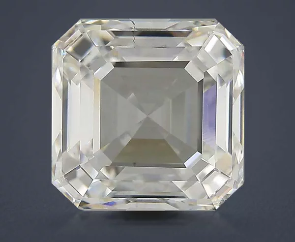 4 Carat · G · VS2 Rare Carat Ideal Cut