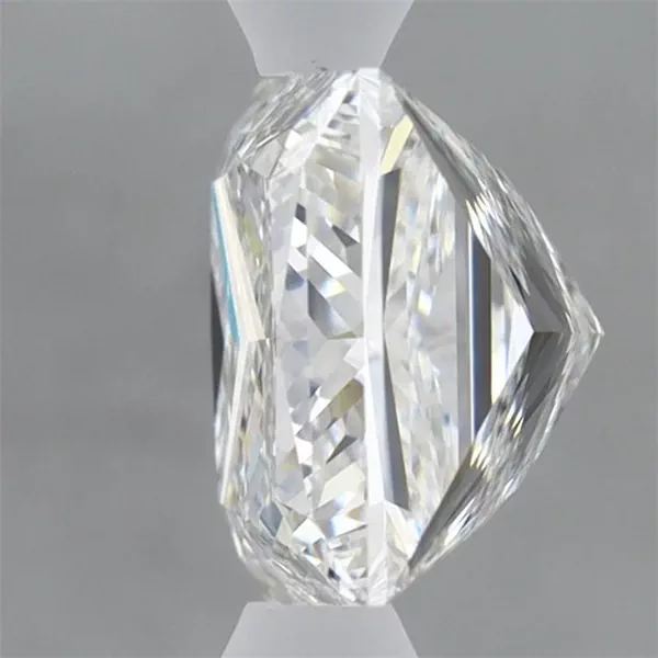 2.95 Carat · F · VS2 Rare Carat Ideal Cut