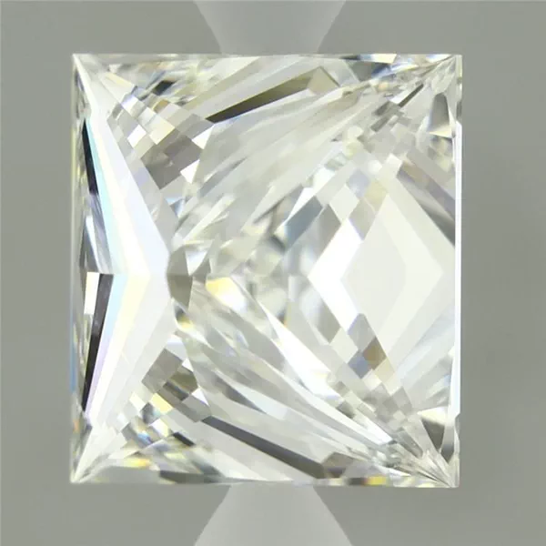2.86 Carat · G · VVS2 Rare Carat Ideal Cut