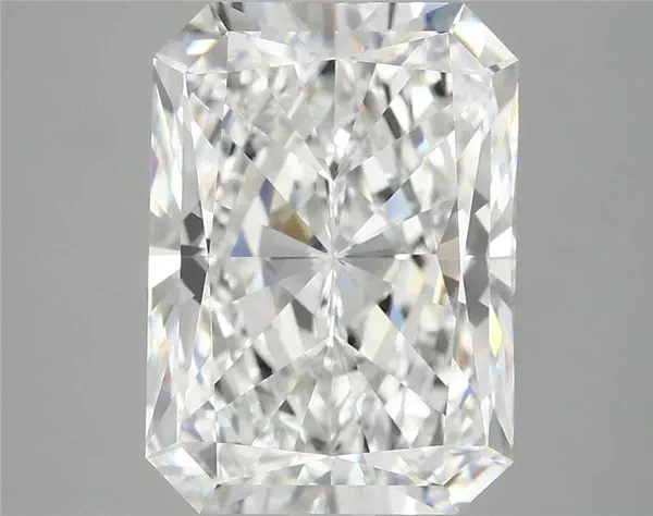 4.77 Carat · E · VVS2 Rare Carat Ideal Cut