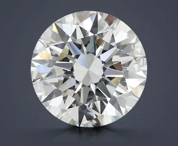 4.02 Carat · G · VVS2 Rare Carat Ideal Cut