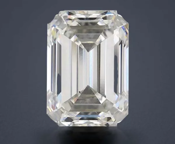 3.01 Carat · G · VVS2 Rare Carat Ideal Cut