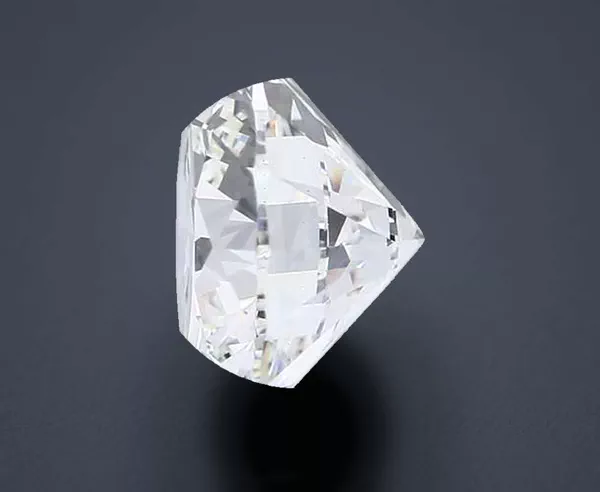 2.35 Carat · G · VS2 Rare Carat Ideal Cut