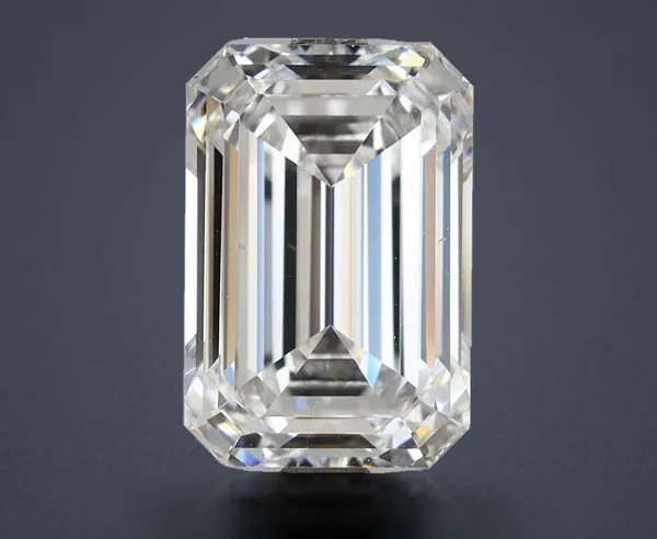 7.09 Carat · E · VVS2 Rare Carat Ideal Cut