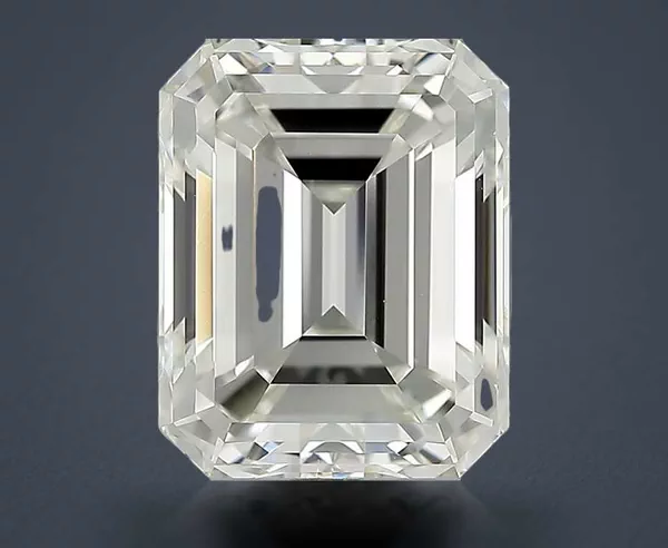 5.13 Carat · J · VS1 Rare Carat Ideal Cut