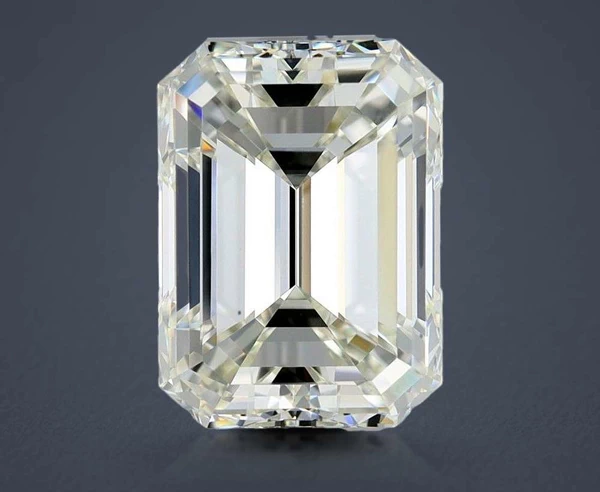 2.5 Carat · J · VVS2 Rare Carat Ideal Cut