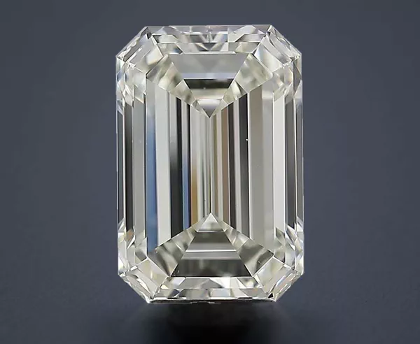 5.02 Carat · K · VS2 Rare Carat Ideal Cut