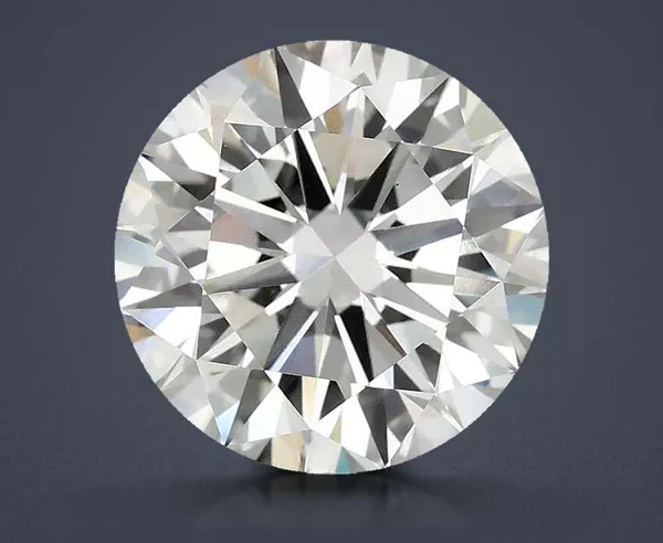3.9 Carat · G · VVS2 excellent Cut