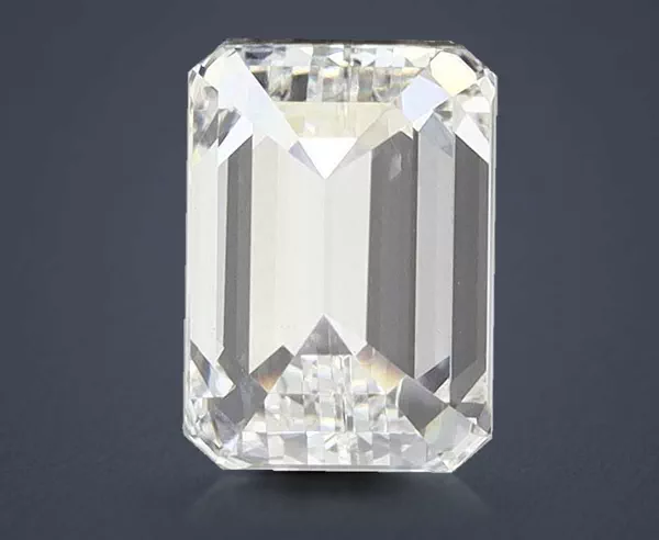 1.18 Carat · F · VS1 Rare Carat Ideal Cut