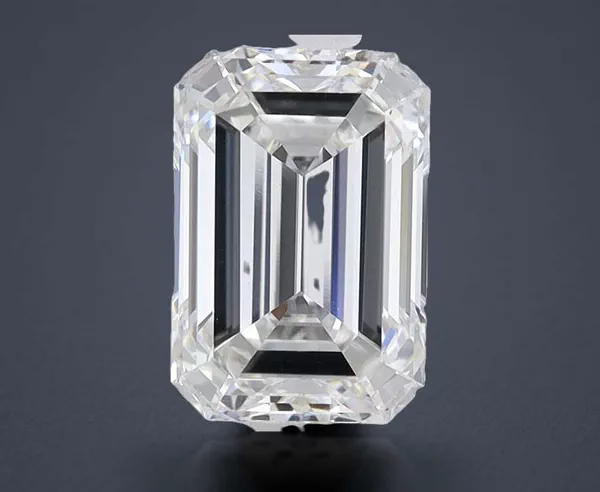 2.59 Carat · F · VS1 Rare Carat Ideal Cut