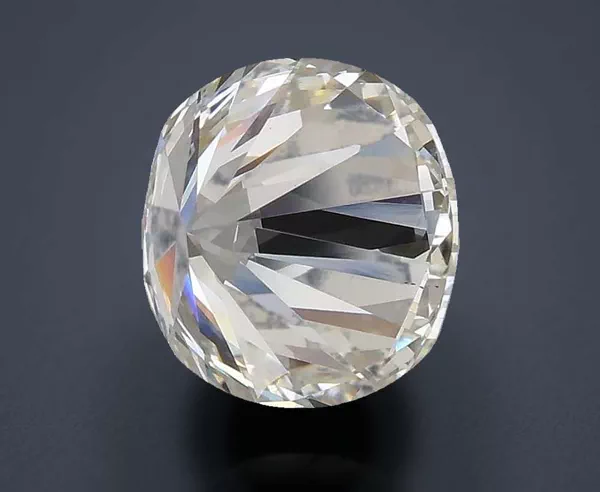 2.87 Carat · G · VS1 Rare Carat Ideal Cut