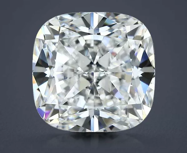 2.04 Carat · F · VS1 Rare Carat Ideal Cut
