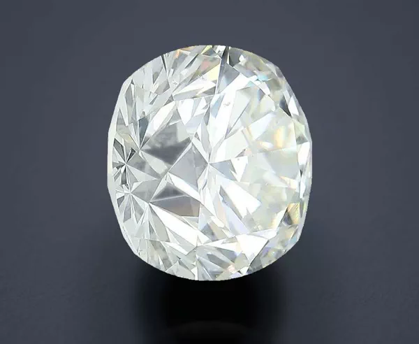 8.66 Carat · J · SI1 excellent Cut