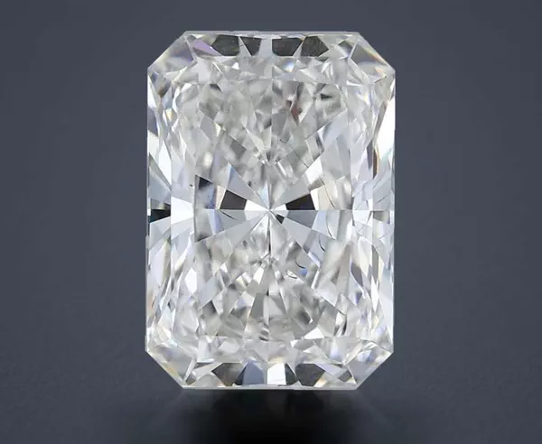 4.02 Carat · G · VS2 Rare Carat Ideal Cut