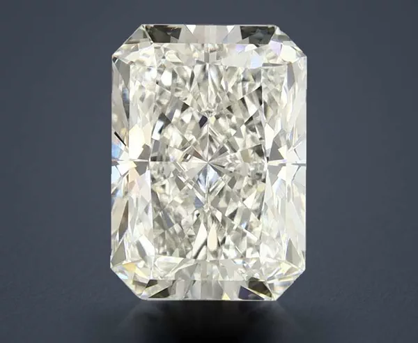 3.23 Carat · F · VS1 Rare Carat Ideal Cut