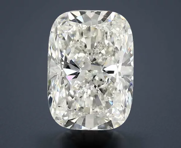 2.52 Carat · G · VS1 Rare Carat Ideal Cut