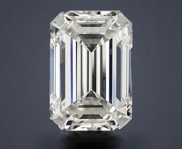 2.83 Carat · F · VS1 Rare Carat Ideal Cut