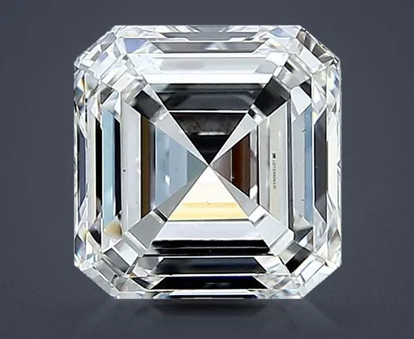2.83 Carat · D · VS1 Rare Carat Ideal Cut