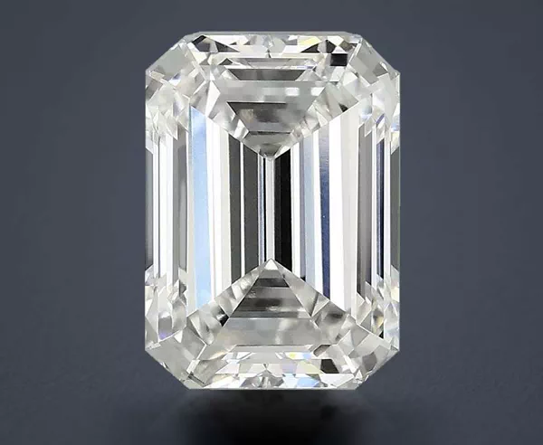 2.92 Carat · F · VVS2 Rare Carat Ideal Cut