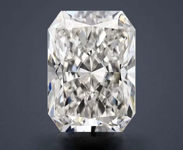 2.8 Carat · G · VS2 Rare Carat Ideal Cut