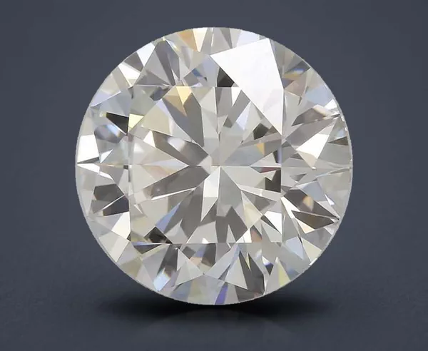 5.49 Carat · F · VVS2 excellent Cut