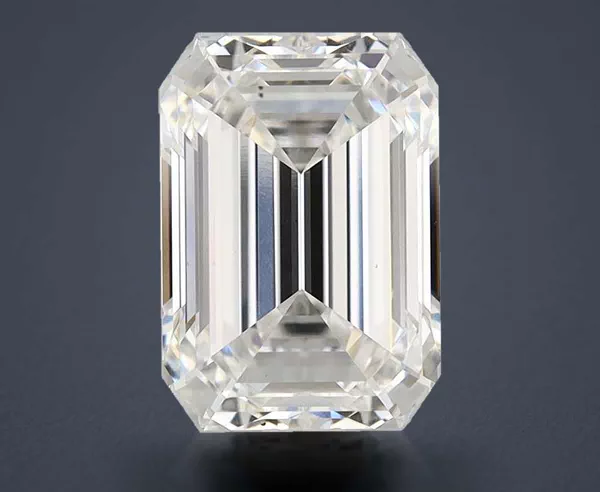 3.73 Carat · G · VS2 Rare Carat Ideal Cut