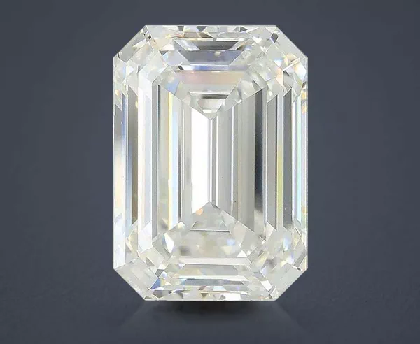 8.03 Carat · F · VS1 Rare Carat Ideal Cut