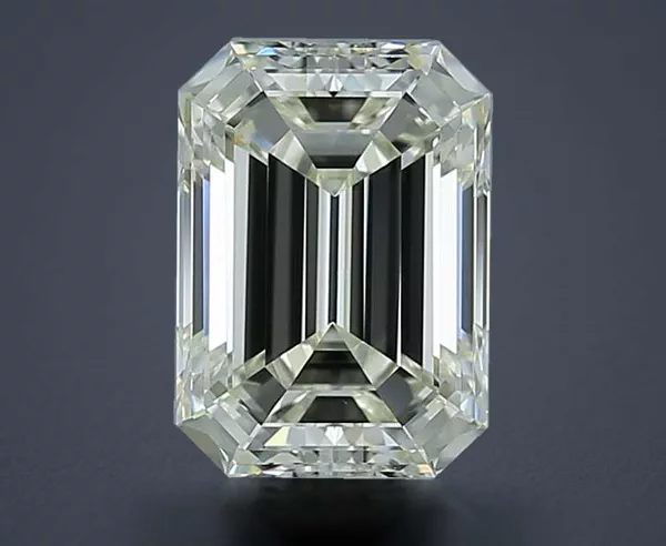 2.2 Carat · J · VVS2 Rare Carat Ideal Cut