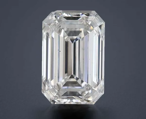 0.96 Carat · E · VS2 Rare Carat Ideal Cut
