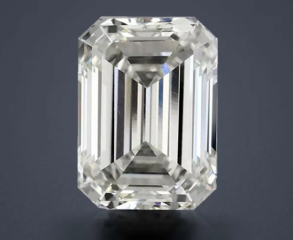 3.03 Carat · G · VS1 Rare Carat Ideal Cut