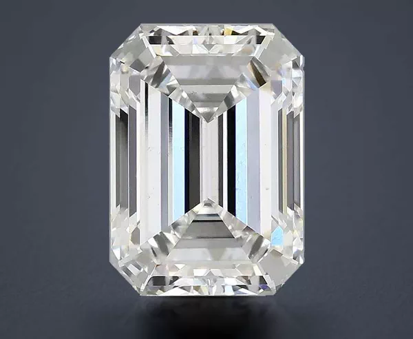 4 Carat · E · VS2 Rare Carat Ideal Cut