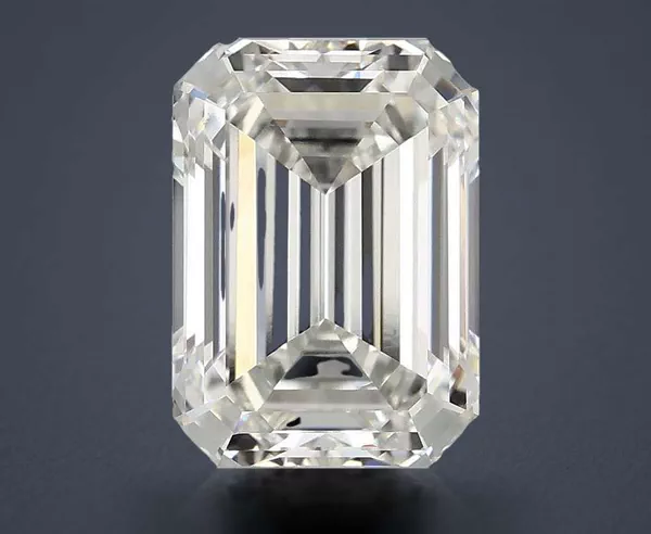 4.08 Carat · G · VS1 Rare Carat Ideal Cut
