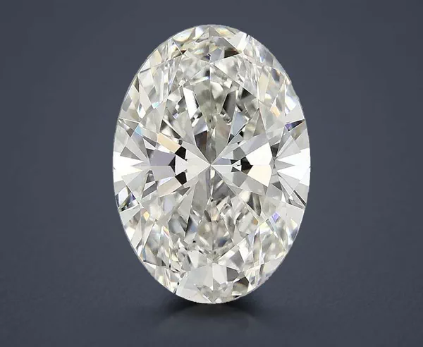 4 Carat · G · VS2 Rare Carat Ideal Cut