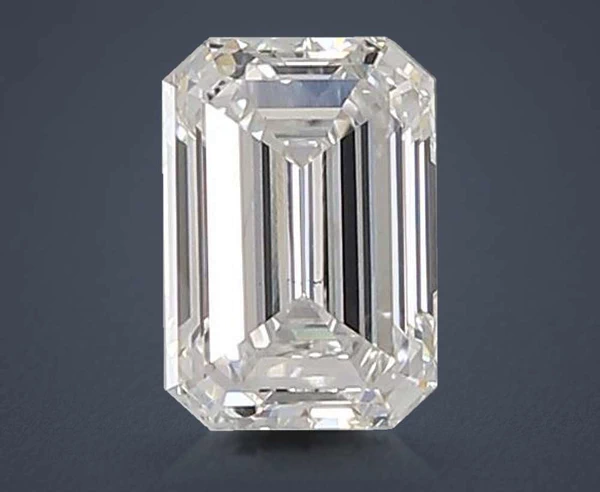 0.9 Carat · E · VS2 Rare Carat Ideal Cut