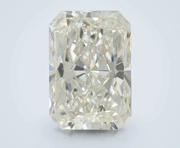 4.06 Carat · G · VS1 Rare Carat Ideal Cut