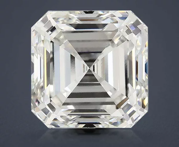 3.98 Carat · F · VVS2 excellent Cut