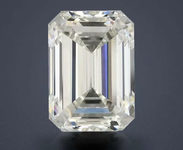 4.04 Carat · H · VS2 Rare Carat Ideal Cut