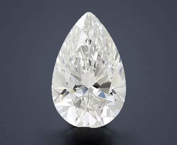 4.34 Carat · G · VS2 Rare Carat Ideal Cut