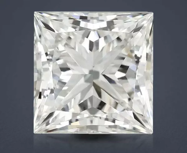 2.9 Carat · F · VS1 Rare Carat Ideal Cut