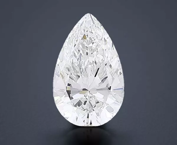 7.01 Carat · F · VS2 Rare Carat Ideal Cut