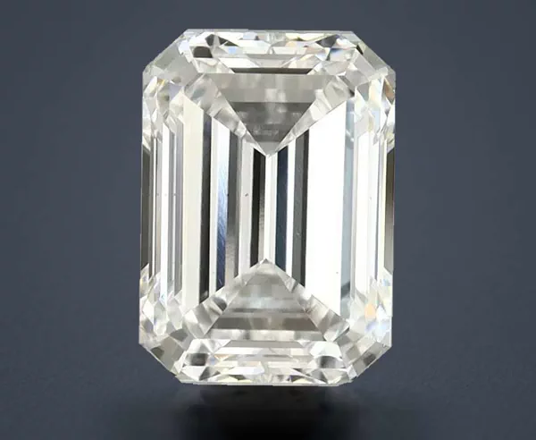2.46 Carat · D · VS2 Rare Carat Ideal Cut